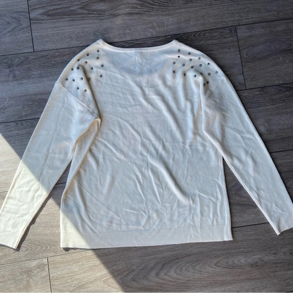 J Jess Beaded Embellished Soft  Pullover Sweater - Picture 12 of 16